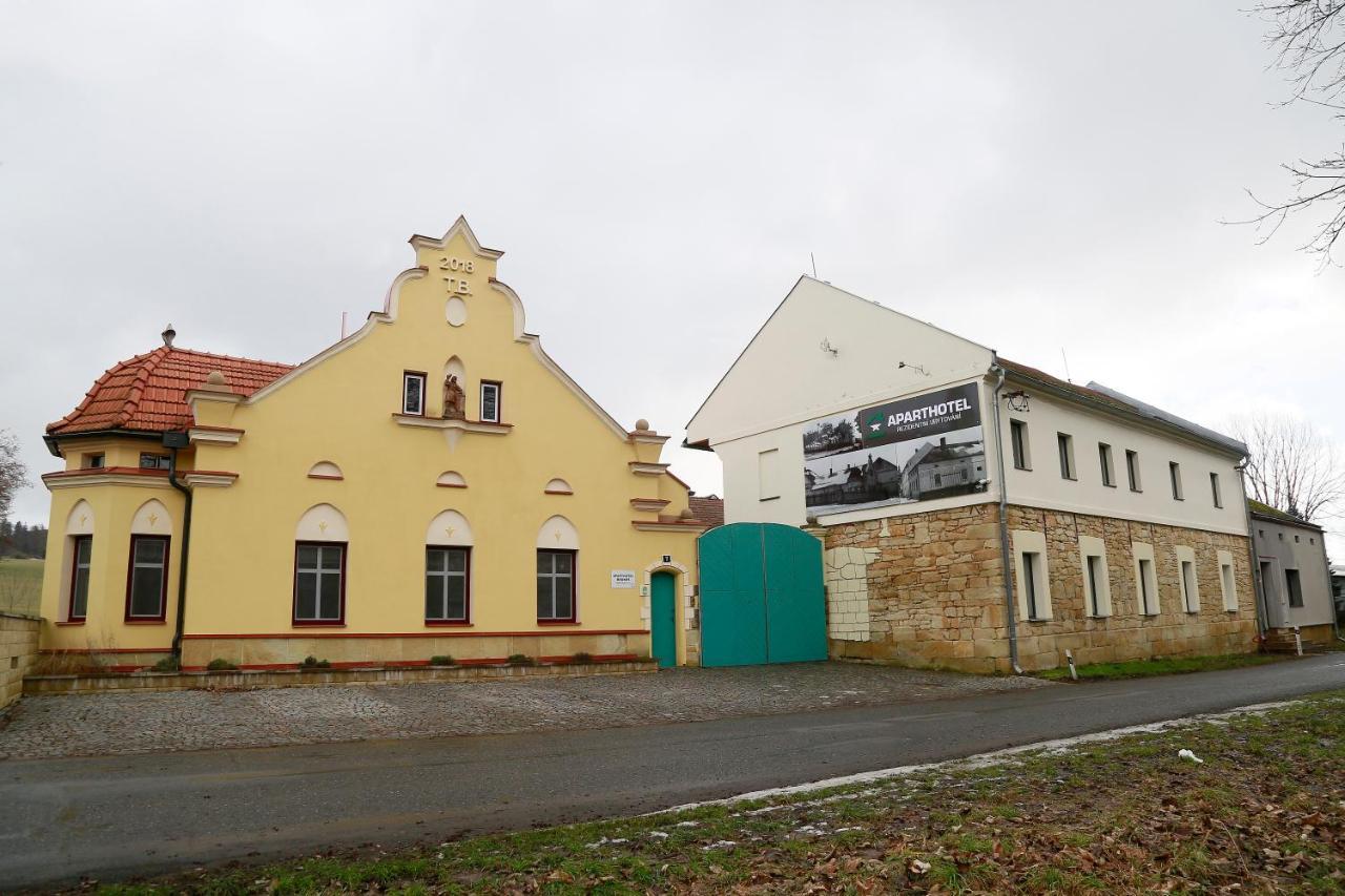 Lanškroun Aparthotel Brokes المظهر الخارجي الصورة